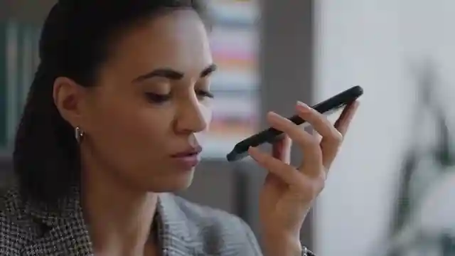 openais-gpt4-models-revolutionizing-voice-tech-with-real-time-transcription